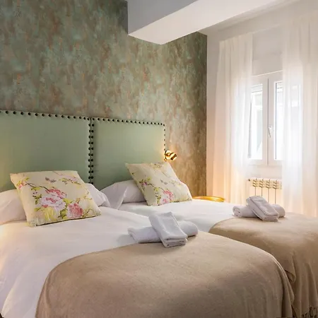Apartment Genteel Mano De Hierro *